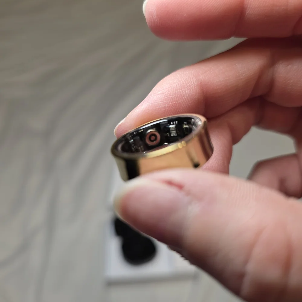 Smart Ring Black and Gold